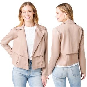 NWT BB Dakota Undercover Jacket Size Small